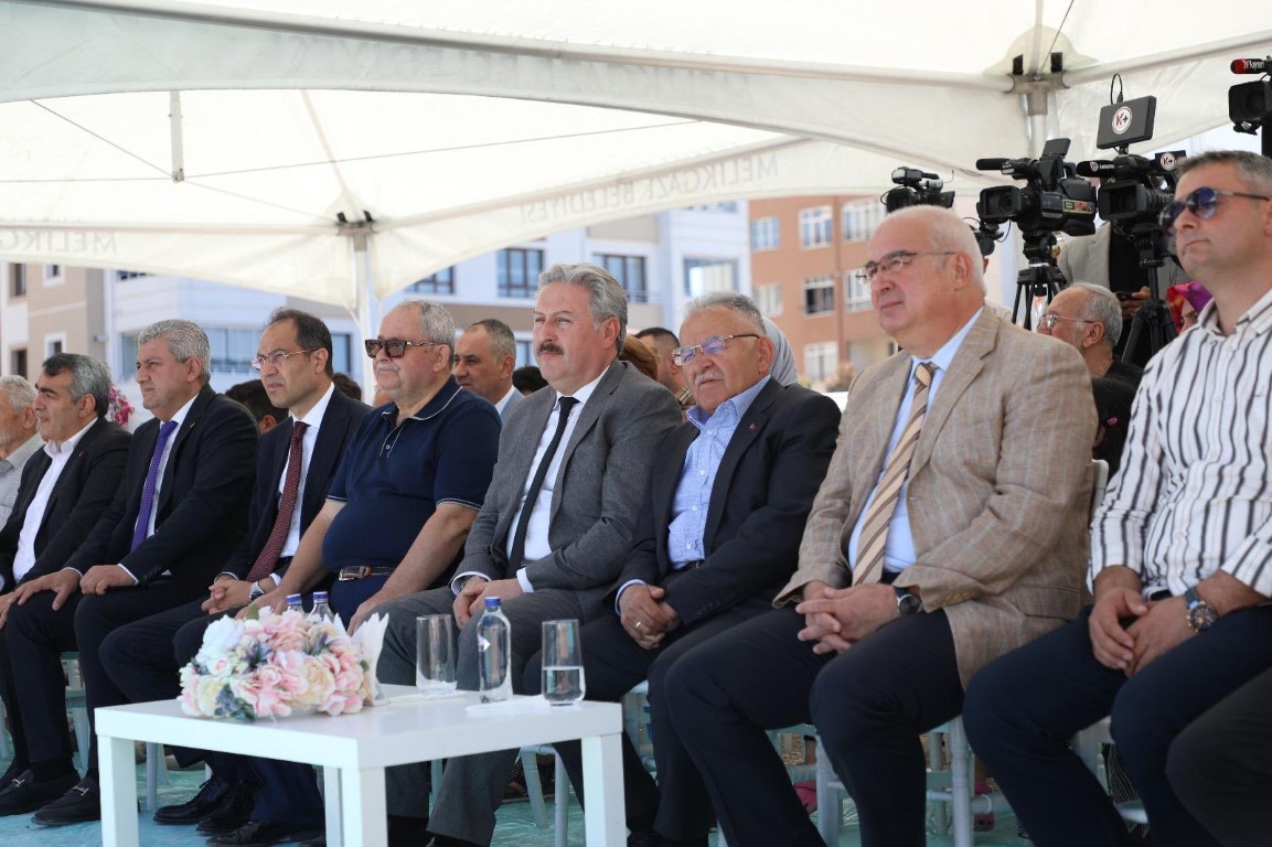 Kaymakamımız Sayın Sedat Sırrı Arısoy, Asım-Türkan Balcı ASM - 112 Acil İstasyonu Temel Atma Törenine Katıldı
